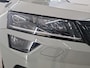 Skoda Karoq 1.5 TSI 150pk Automaat Sportline Business | Functiepakket | Panoramadak | Trekhaak | Dakkoffer | Stoelverwarming | 19"