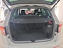 Skoda Karoq 1.5 TSI 150pk Automaat Sportline Business | Functiepakket | Panoramadak | Trekhaak | Dakkoffer | Stoelverwarming | 19"