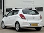 Hyundai i20 1.2i i-Deal Navi | Climate | Pdc | LM Velgen | Net binnen!