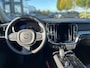 Volvo V60 2.0 T6 Plug-in hybrid AWD Essential Bright | Leder | Navigatie | Wegklapbare trekhaak | Climate control