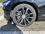 Volvo V60 2.0 T6 Plug-in hybrid AWD Essential Bright | Leder | Navigatie | Wegklapbare trekhaak | Climate control