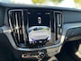 Volvo V60 2.0 T6 Plug-in hybrid AWD Essential Bright | Leder | Navigatie | Wegklapbare trekhaak | Climate control