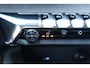 Peugeot 3008 1.2 PURETECH 130PK GT PACK AUTOMAAT / NAVI / LEDER / CLIMA / PDC / 19" LMV / CAMERA / BLACK PACK / KEYLESS / TREKHAAK / WINTERPAKKET / FULL-LED / 1E EIGENAAR / NIEUWSTAAT !!