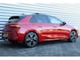Opel Astra Electric 54KWH 157PK ULTIMATE / NAVI / LEDER / CLIMA / LED / PDC / 18" LMV / CAMERA / KEYLESS / PANO. DAK / TREKHAAK / ALCANTARA / FULL-OPTIONS / 1E EIGENAAR / NIEUWSTAAT!!