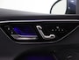 Mercedes-Benz C-klasse 300e AMG Line | Panoramaschuifdak| Rijsassistentiepakket | Trekhaak | 360 camera | Digital light | Winterpakket