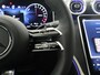 Mercedes-Benz C-klasse 300e AMG Line | Panoramaschuifdak| Rijsassistentiepakket | Trekhaak | 360 camera | Digital light | Winterpakket