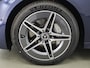 Mercedes-Benz C-klasse 300e AMG Line | Panoramaschuifdak| Rijsassistentiepakket | Trekhaak | 360 camera | Digital light | Winterpakket