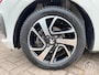 Peugeot 108 1.0 VTi 72pk ETG Automaat 5D Allure | touchscreen audio met apple carplay of android auto, climate control, 15 inch velgen, keyless entry, bluetooth