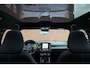 Volvo EC40 Twin Motor Plus Black Edition 82 kWh | Premium audio by Harman Kardon | Panoramadak | 19 inch Lichtmetalen velgen | Extra getint glas | Dak in contrasterende kleur |