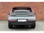 Volvo EC40 Twin Motor Plus Black Edition 82 kWh | Premium audio by Harman Kardon | Panoramadak | 19 inch Lichtmetalen velgen | Extra getint glas | Dak in contrasterende kleur |