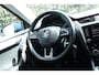 Skoda Octavia Combi 1.0 TSI Greentech Ambition Business | Cruise Control | Trekhaak | Navi | Carplay | Climate Control | Sensoren