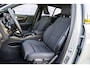 Volvo XC40 Single Motor Extended Range Plus 82 kWh | Verwarmbare voorstoelen | Verwarmbaar stuurwiel | Warmtepomp | Adaptieve cruisecontrol | BLIS