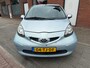 Toyota Aygo 1.0-12V + 5 deurs nieuwe koppeling APK 10-10-2026 elektrische ramen