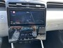 Hyundai Tucson 1.6 T-GDI HEV Premium Sky | Stoelverwarming/verkoeling | Stuurverwarming | Schuif-kantel dak | Lederen bekleding | 2e zit-rij bankverwarming | 360graden camera | 3-zone klimaatcontrole | Elektrische geheugen stoelen | KRELL- premium audiosysteem |