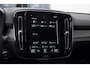 Volvo XC40 T4 211PK Automaat Recharge R-Design / Keyless entry / Elektrische achterklep / Leder met alcantara interieur / Parkeersensoren met camera / Stoel - en stuurwielverwarming / Apple carplay