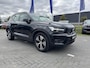 Volvo XC40 1.5 T4 Recharge R-Design Expression | Stoel + Stuurverwarming | Parkeercamera | Trekhaak | Parkeersensoren voor + achter | 18 Inch Velgen
