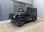 Land Rover Defender 2.4 TD 90 SW S | Marge | 4-Persoons | Trekhaak | Kanteldak | Airco | Stoelverwarming