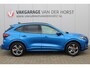 Ford Kuga 2.5-243pk PHEV ST-Line X. 2100kg trekgewicht ! Nieuw Model ! Van €. 54.937,- voor €. 43.735,- ! Trekgewicht van 2.100kg ! Elektr. verstelb. AGR stoelen voor, Stoel-, stuur-, voorraam- en achterbank verwarming, Elektr. panorama/schuif-kanteldak , Trekhaak wegklapbaar,