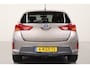 Toyota Auris 1.8 Hybrid Lease Pro