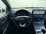 Hyundai Kona Electric EV Premium 64 kWh / 3 fase / 1e eig / Dealer onderhouden / Lederen bekleding / Fietsdrager montagebeugel /