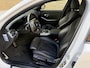 BMW 3-Serie Touring 330e M-Pakket | Shadowline | Sportstoelen | Navigatie | Alcantara/leder | Trekhaak | Camera | Virtual cockpit | Apple CarPlay | Cruise control | Lane assist | LED | DAB | Stoel&stuurverwarming | Elektrische achterklep | Volledig onderhouden