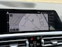 BMW 3-Serie Touring 330e M-Pakket | Shadowline | Sportstoelen | Navigatie | Alcantara/leder | Trekhaak | Camera | Virtual cockpit | Apple CarPlay | Cruise control | Lane assist | LED | DAB | Stoel&stuurverwarming | Elektrische achterklep | Volledig onderhouden