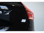 Volvo XC40 Recharge Single Motor Plus Trekhaak | Adaptive Cruise Control Met Stuurhulp | Verwarmbare Voorstoelen | Stuurwielverwarming | Draadloos Telefoon Opladen | Apple CarPlay/Android Auto | 2-Zone Electronic Climate Control | Google Services | 19 Inch Velgen