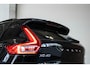 Volvo XC40 Recharge Single Motor Plus Trekhaak | Adaptive Cruise Control Met Stuurhulp | Verwarmbare Voorstoelen | Stuurwielverwarming | Draadloos Telefoon Opladen | Apple CarPlay/Android Auto | 2-Zone Electronic Climate Control | Google Services | 19 Inch Velgen