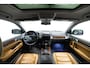 Volkswagen Touareg 6.0 W12 Btw auto, Fiscale waarde € 22.000,- (€ 20.619.83 Ex B.T.W) DEALER AUTO