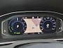 Volkswagen Passat Variant 1.4 TSI DSG6 GTE Business Automaat / Pack Adventure / Trekgewicht 1600 kg / Elektrisch wegklapbare trekhaak / Glazen schuif- en kanteldak / Elektrische achterklep / Achteruitrijcamera / Keyless Entry/Start / Stoelverwarming /