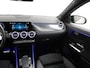 Mercedes-Benz GLA 200 AMG Business Solution | Panorama - Schuifdak | Trekhaak Wegklapbaar | Sfeerverlichting | Achteruitrij Camera | Stoelverwarming Voor | DAB+ Radio