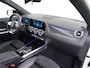 Mercedes-Benz GLA 200 AMG Business Solution | Panorama - Schuifdak | Trekhaak Wegklapbaar | Sfeerverlichting | Achteruitrij Camera | Stoelverwarming Voor | DAB+ Radio