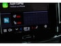 Volvo XC40 B4 Plus Dark | Verwarmde Voorstoelen+Stuurwiel | Verwarmde voorruit | Semi-Elektrische Trekhaak | Harman Kardon Premium Audio | Apple Carplay / Android Auto | Electrisch bedienbare voorstoelen | Google infotaiment