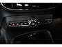Volvo XC40 B4 Plus Dark | Verwarmde Voorstoelen+Stuurwiel | Verwarmde voorruit | Semi-Elektrische Trekhaak | Harman Kardon Premium Audio | Apple Carplay / Android Auto | Electrisch bedienbare voorstoelen | Google infotaiment