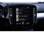 Volvo XC40 1.5 T4 Plug-in hybrid Plus Dark | Electrisch bedienbare voorstoelen | Stoel en stuurverwarming | Adaptieve Cruise Control