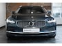 Volvo V90 T8 Automaat AWD Inscription | Panoramadak| Interieur Voorverwarming| Electrisch Bedienbare Voorstoelen| Adaptieve Cruise Control| Blind Spot | Semi Electrische Trekhaak| Alarmklasse 3| Parkeer Camera.