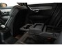Volvo V90 T8 Automaat AWD Inscription | Panoramadak| Interieur Voorverwarming| Electrisch Bedienbare Voorstoelen| Adaptieve Cruise Control| Blind Spot | Semi Electrische Trekhaak| Alarmklasse 3| Parkeer Camera.