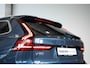Volvo V90 T8 Automaat AWD Inscription | Panoramadak| Interieur Voorverwarming| Electrisch Bedienbare Voorstoelen| Adaptieve Cruise Control| Blind Spot | Semi Electrische Trekhaak| Alarmklasse 3| Parkeer Camera.