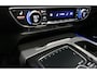 Audi Q7 3.0 TDI e-tron quattro Sport / Orig. Nederlands / S-Line ex- & interieur / Panoramadak / Luchtvering / Elektr. verstelbare voorstoelen (links met memory) / Bose Sound System / Rondomzichtcamera / Sfeerverlichting / Servosluiting - Softclose / Stoelverwarming / Matrix LED / Stuurwielverwarming / HUD / Apple Carplay - Android Auto / Dodehoek detectie / Elektr. verstelbaar stuurkolom / Elektr. wegklapbare trekhaak