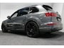 Audi Q7 3.0 TDI e-tron quattro Sport / Orig. Nederlands / S-Line ex- & interieur / Panoramadak / Luchtvering / Elektr. verstelbare voorstoelen (links met memory) / Bose Sound System / Rondomzichtcamera / Sfeerverlichting / Servosluiting - Softclose / Stoelverwarming / Matrix LED / Stuurwielverwarming / HUD / Apple Carplay - Android Auto / Dodehoek detectie / Elektr. verstelbaar stuurkolom / Elektr. wegklapbare trekhaak