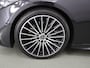 Mercedes-Benz C-klasse 180 AMG Line | Night | 19" multispaaks lichtmetalen velgen | Achteruitrijcamera | Stoelverwarming | Sfeerverlichting |