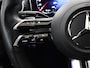 Mercedes-Benz C-klasse 180 AMG Line | Night | 19" multispaaks lichtmetalen velgen | Achteruitrijcamera | Stoelverwarming | Sfeerverlichting |