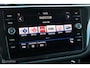 Volkswagen Tiguan 1.4 TSI Comfortline Business, Trekhaak, Panodak, Navi, App connect, Pdc voor + achter, Cruise, Clima, Stoelverwarming, Donker glas, Led verlichting, elektr. achterklep, 1600 KG Trekgewicht !
