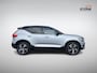Volvo XC40 2.0 T4 R-Design NL-Auto, Veel Opties! | Trekhaak Uitklapbaar | Panoramadak | Stuur- + Stoelverwarming | Geheugenstoel | Blind Spot | All Season Banden | Rijklaarprijs!