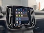 Volvo XC40 Recharge P8 AWD R-Design SoH 94% | Trekhaak Uitklapbaar | Navigatie | Apple Carplay/Android Auto | Stuur- + Stoelverwarming | Adapt. Cruise Control | Rijklaarprijs!