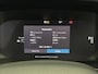 Volvo XC40 Recharge P8 AWD R-Design SoH 94% | Trekhaak Uitklapbaar | Navigatie | Apple Carplay/Android Auto | Stuur- + Stoelverwarming | Adapt. Cruise Control | Rijklaarprijs!