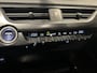 Lexus UX 250h Preference Line | Leder | AppleCarplay/AndroidAuto | Achteruitrijcamera