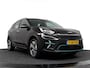 Kia e-Niro DynamicLine 64 kWh - SOH 97,7% - Apple CarPlay/Android Auto - Achteruitrijcamera - Adaptieve Cruise Control - Navigatie - Climate Control - Fabrieksgarantie tot 04-2029