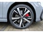 Volkswagen Golf 1.5 eHybrid GTE 272 pk | Panorama dak | Stoel/Stuur verwarming | 360* Camera | Schuif/Kantel dak | Adaptive cruise controler | Keyless start | Apple CarPlay/Android Auto | Draadloze telefoonlader | IQ.Lights | Climate controle | Parkeersensoren V+A | Navigatie |