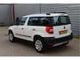 Skoda Yeti 1.2 TSI Active Plus O.a: Navi, Cruise, Trekhaak, 16 Inch L.m., Geen import, Nette, staat,  Rijklaar! All-in prijs!